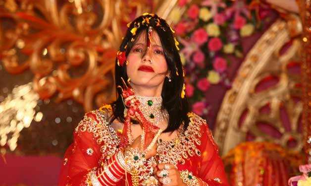628px x 375px - Radhe Maa â€“ The Item girl of Babagiri Industry - Tfipost.com