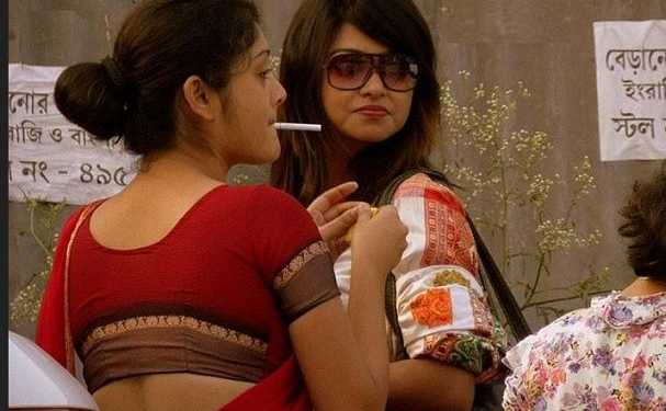 Smoking Indian Girls