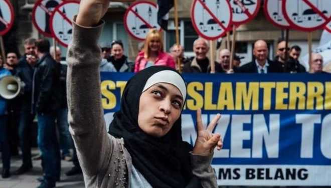 Zakia Belkhiri: Media Darling Muslim Girl fancies the idea of killing Jews