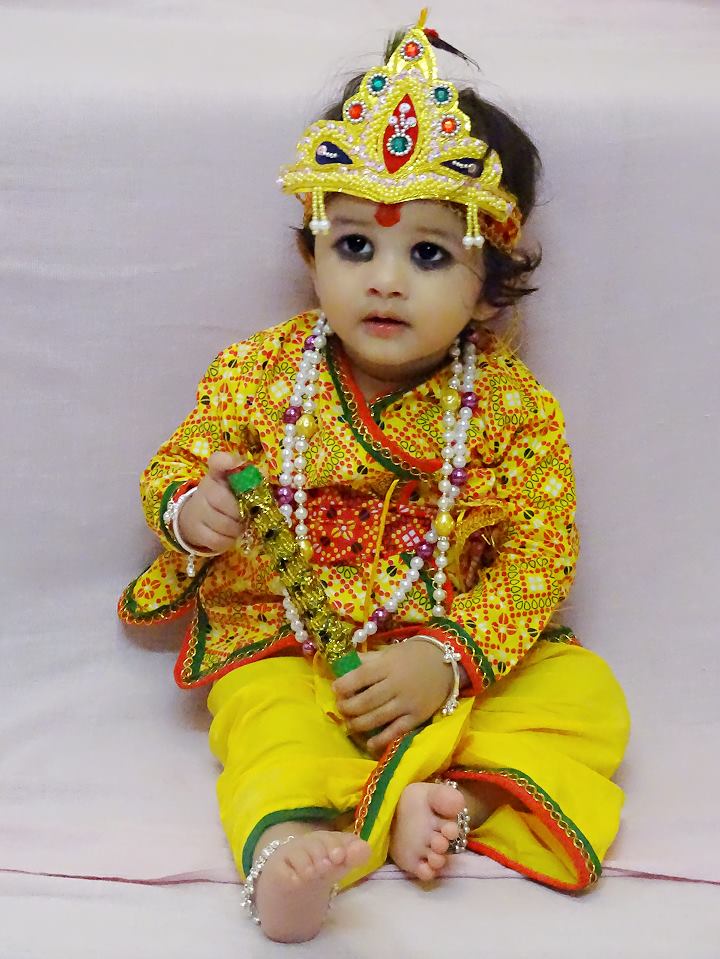 Little Krishnas and Radhas from all over India - Tfipost.com