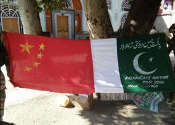 chinese flags kashmir pakistan india