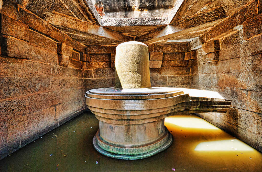 shiv linga