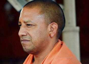 yogi adityanath uttar pradesh toilets, maharashtra, plastic ban, up districts, cm yogi