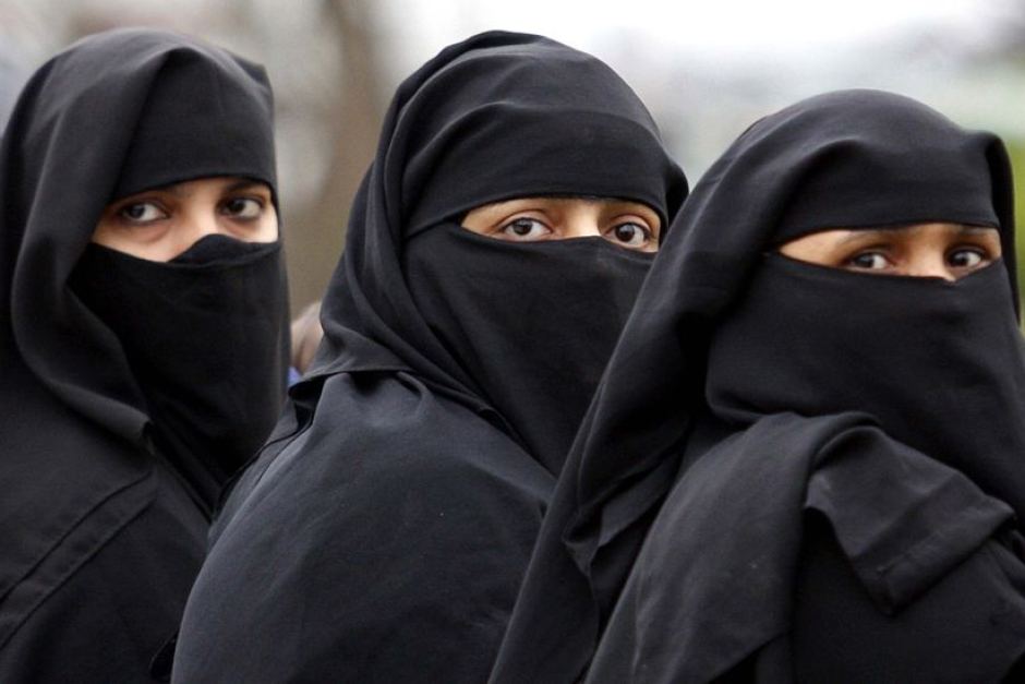 burqa,karnataka,muslim woman