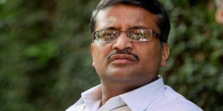 CM Khattar withdraws notification issued by Ashok Khemka.