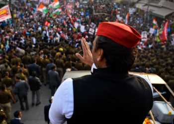 akhilesh, journalist