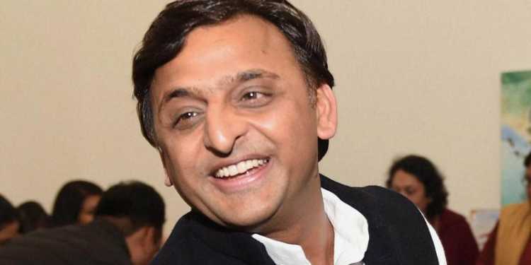 akhilesh yadav, temple, vishnu Shivpal Yadav