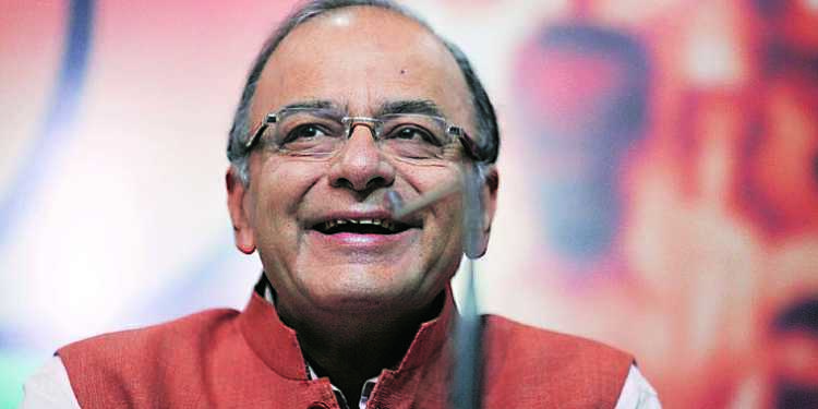 Arun Jaitley Takes On And Crushes Arun Shourie And Yashwant Sinha 
