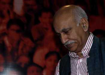 bjp, mj akbar, resign