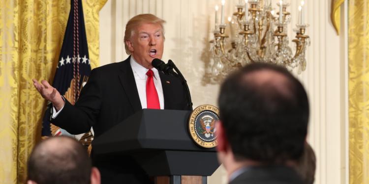 trump, fake news