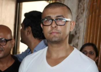 sonu Nigam, Pakistani Artists