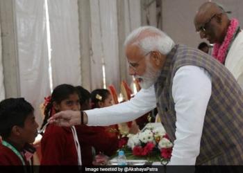 akshay patra, PM Modi
