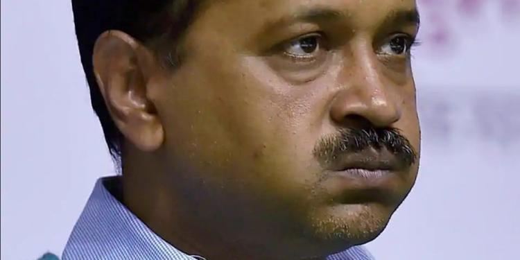 aap, phone call, bjp