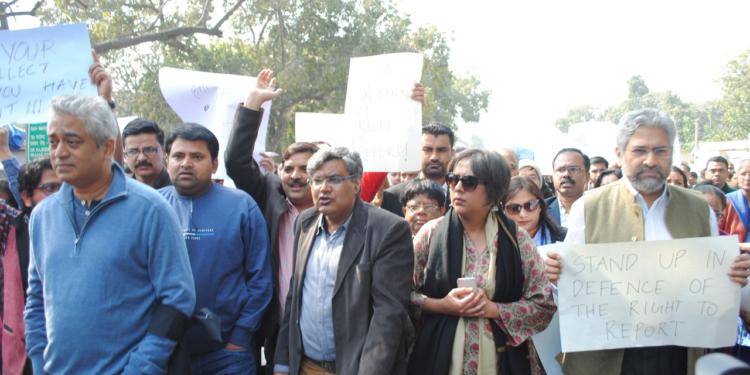 Kashmiris, Liberals