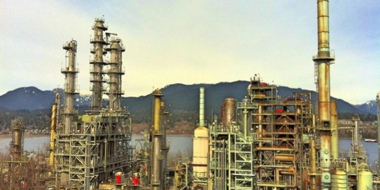 Maharashtra, Oil refinery