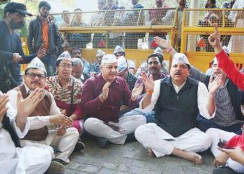 Delhi Police raids AAP call centres in a massive crackdown