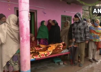 LoC, Imran Khan, Pakistan