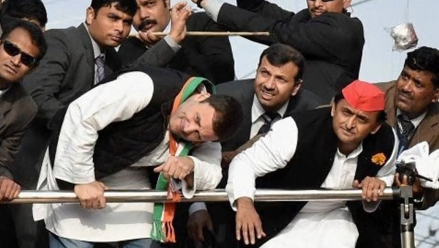 Akhilesh Yadav slams Rahul Gandhi, terms Congress 'biggest betrayer'