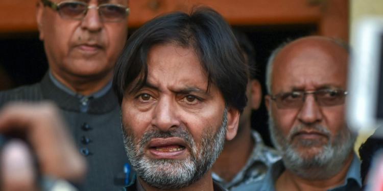 Senior Congress leader PC Chacko praises JKLF chief Yasin Malik
