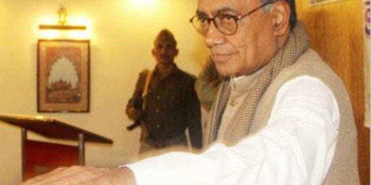 sadhvi pragya, digvijay singh