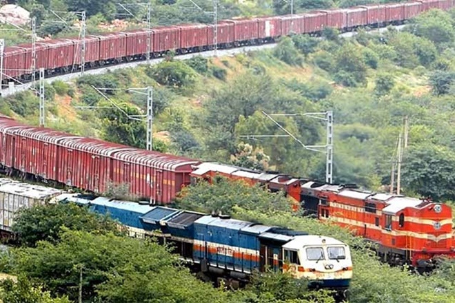Railways, freight traffic