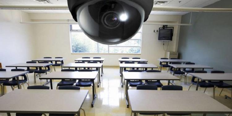 aap, cctv, school