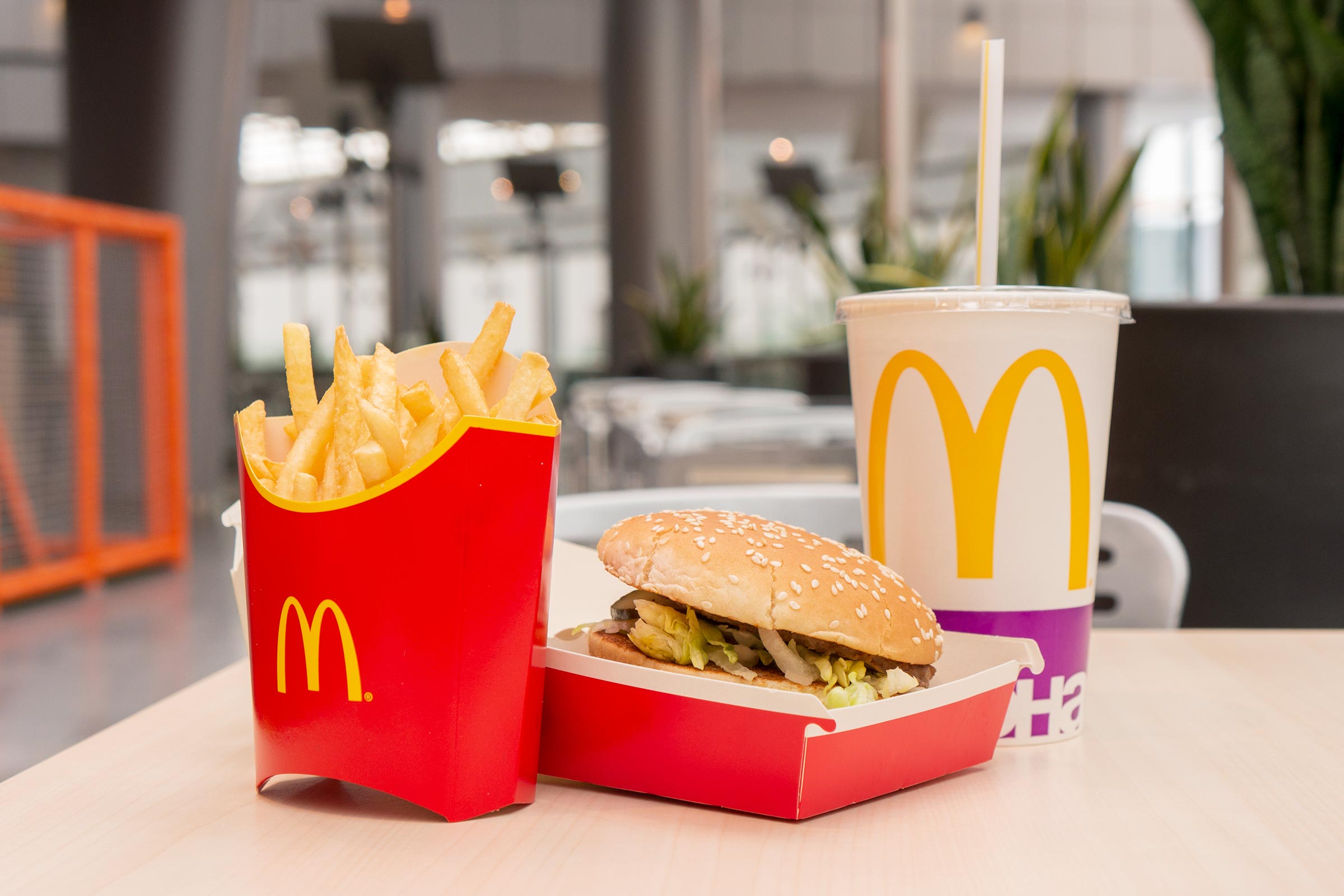 McDonald’s launches a unique ‘On-the-go’ service! An app that feeds the