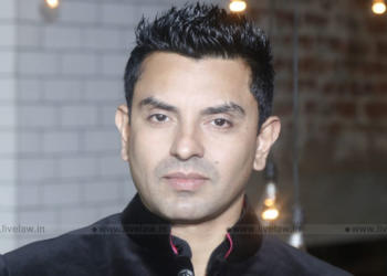 Supreme Court, Kashmir, centre