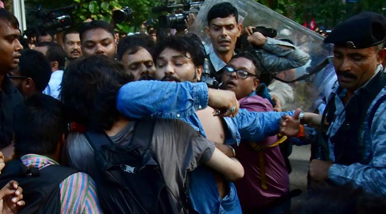 LEft, Babul Supriyo, West Bengal, Jadavpur University, Kolkata, Communists, Naxals, Naxalites, CPM, SFI