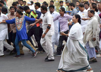 Mamata Banerjee, PM Modi