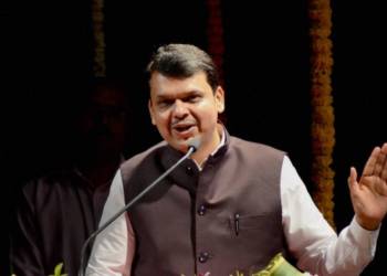 Fadnavis, Maharashtra, economy, trillion