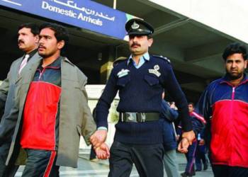 Pakistan, pakistanis, pakistani, deported, Imran Khan