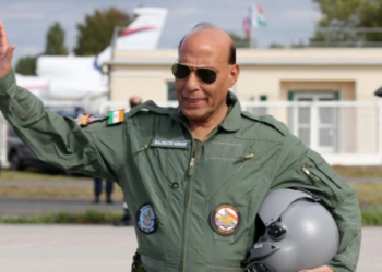 “This is Hindooo extremism”, Liberals are having a glorious meltdown after Rajnath Singh’s ‘Rafale Puja’