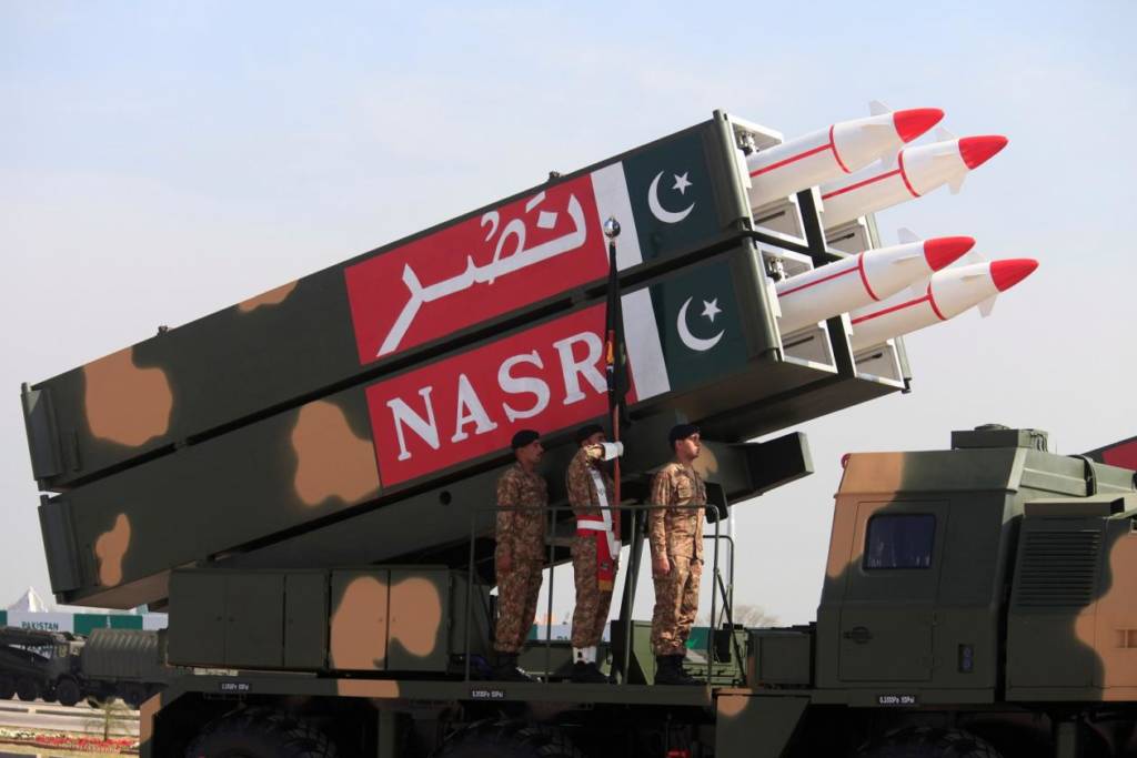 Germany, Pakistan, nuclear weapons