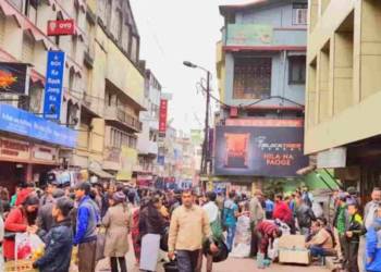 A subtle way of checking influx of Non-Tribals: Indians visiting Meghalaya now need to register with the government first