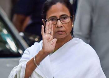 Mamata Banerjee defies Janata Curfew, opens schools on Sunday but loses control of prison