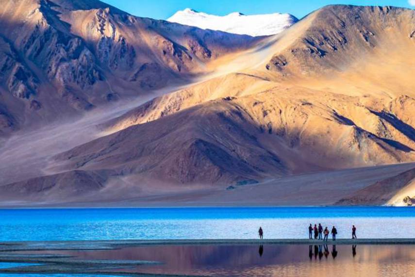 Ladakh, China, Aksai chin, India, Indian Army, PLA, ajai shukla, Pangong tso, galwan valley
