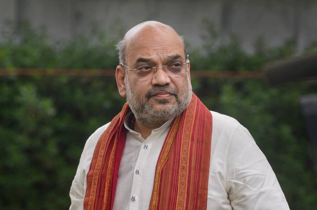 Amit Shah, guns, weapons