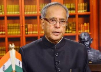 pranab mukherjee congress gandhi
