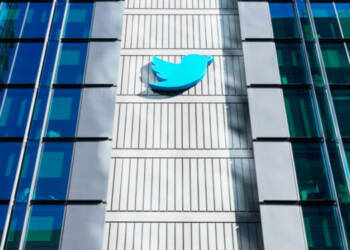 Twitter restores 250 Twitter accounts posting incendiary content after taking them down