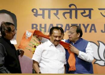 Kerala has 21 INC legislators in the assembly but looks like a mass exodus to the BJP is on its way