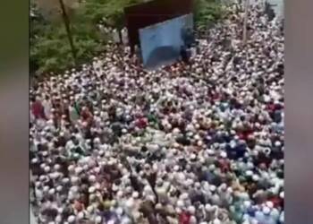 Corona BOMB: Thousands of brainless followers of deceased Islamic Cleric thronged the streets of Badaun