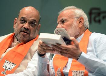 Amit Shah, domicile, Narendra Modi