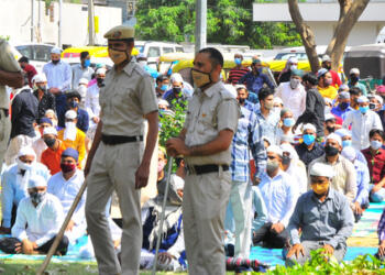 Gurugram, Public, police,