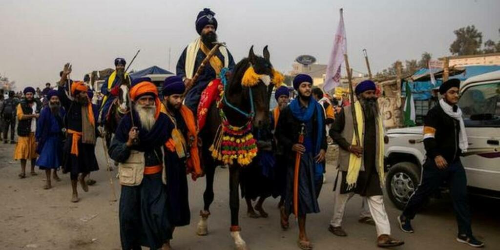 Sikhs, Nihangs