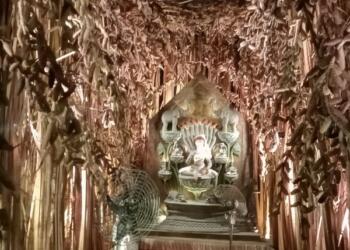 Kolkata, Durga Puja, Pandal, Slippers