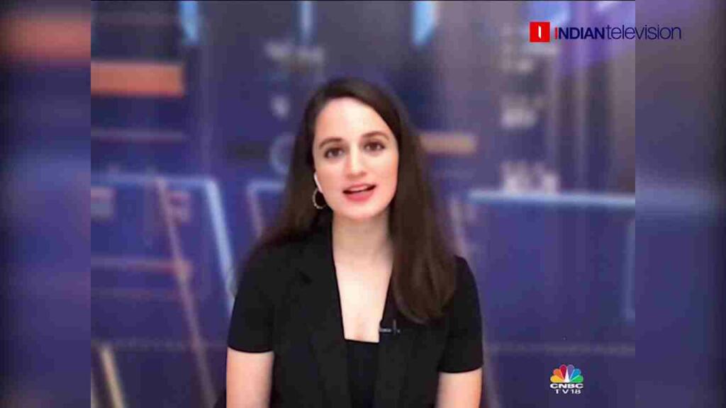 Sonia Shenoy hosting a news show
