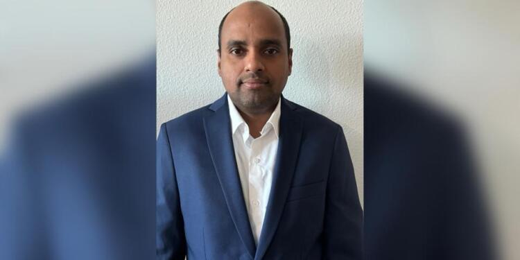Improving Multi-Cloud Resilience: Innovation in Cloud Architecture and Reliability