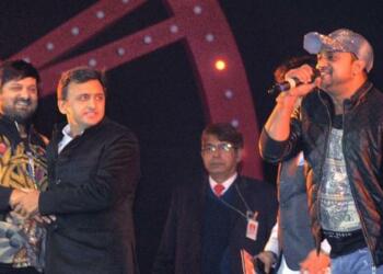 Revisiting Saifai Mahotsav – Where wine and women descended upon an impoverished UP