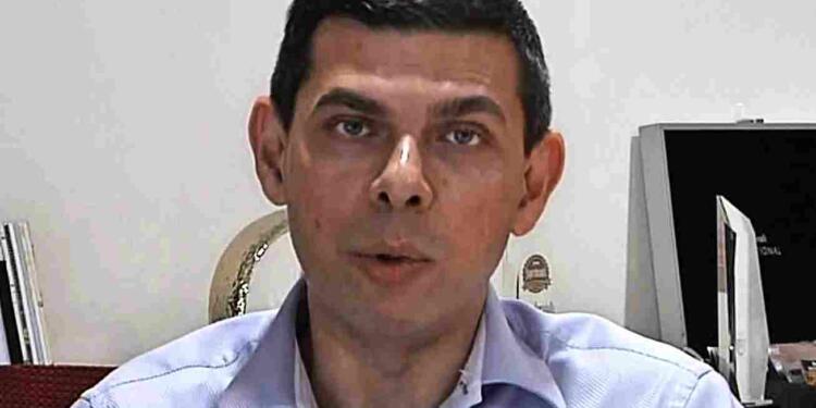 warren fernandez interview
